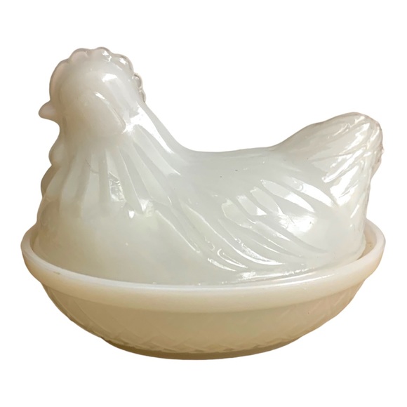 Vintage Other - VTG 50’s White Milk Glass Chicken Rooster Opalescent Trinket Jewelry Holder